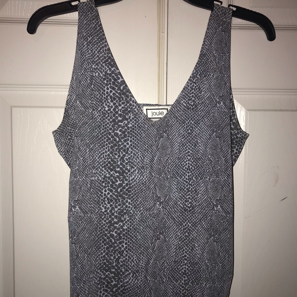 Cute form fitting Snake skin look Camisole!